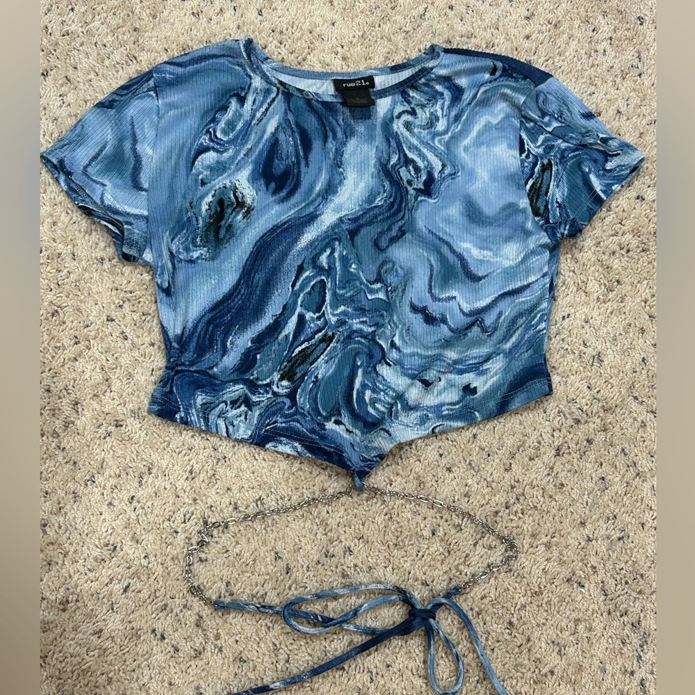 Rue21 Blue Patterned Chain Tie Back Crop Top size M